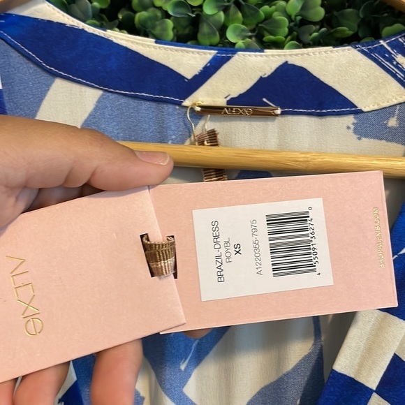 NWT ALEXIS Brazil Dress in Royal Blue - Picture 8 of 12